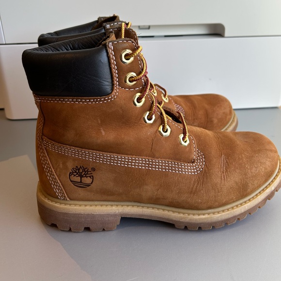 Timberland Shoes - Timberland Women’s Linden Woods Waterproof Leather Boots Size 5.5